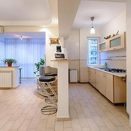 Centru Amazing Apartments Piata Universitate-3